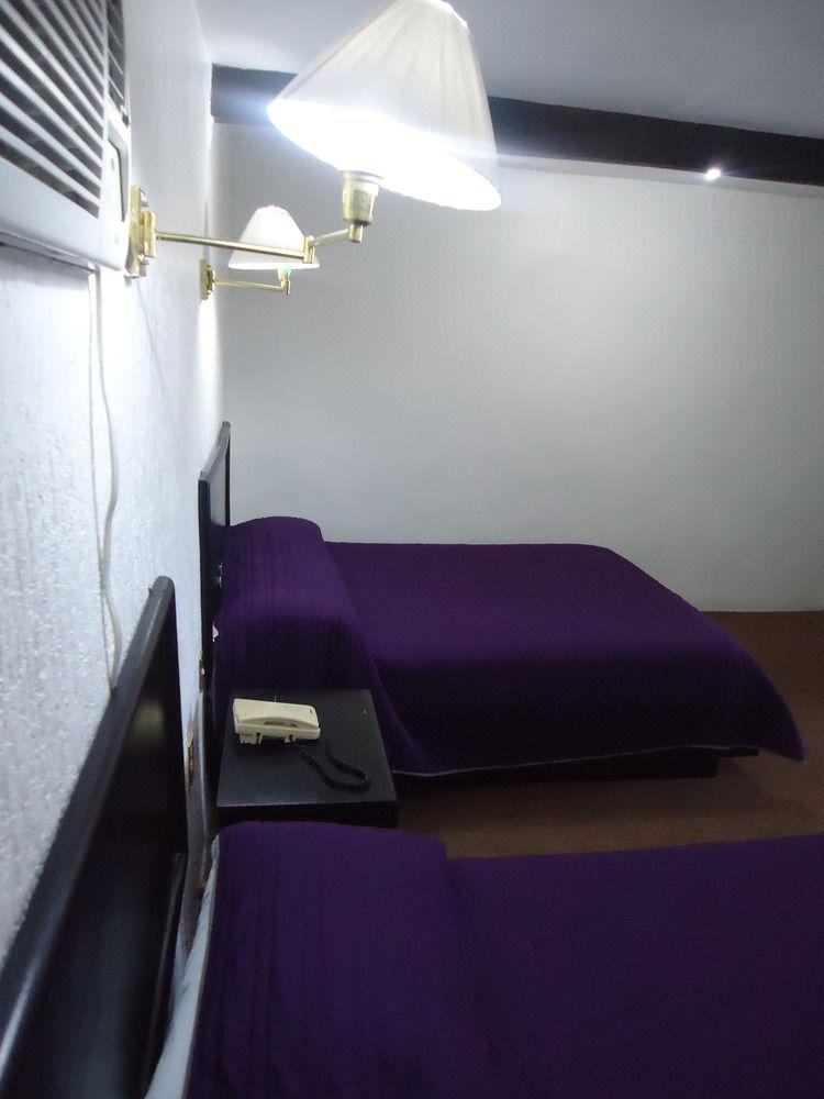 Oyo Hotel Casa Real 马特瓦拉 外观 照片