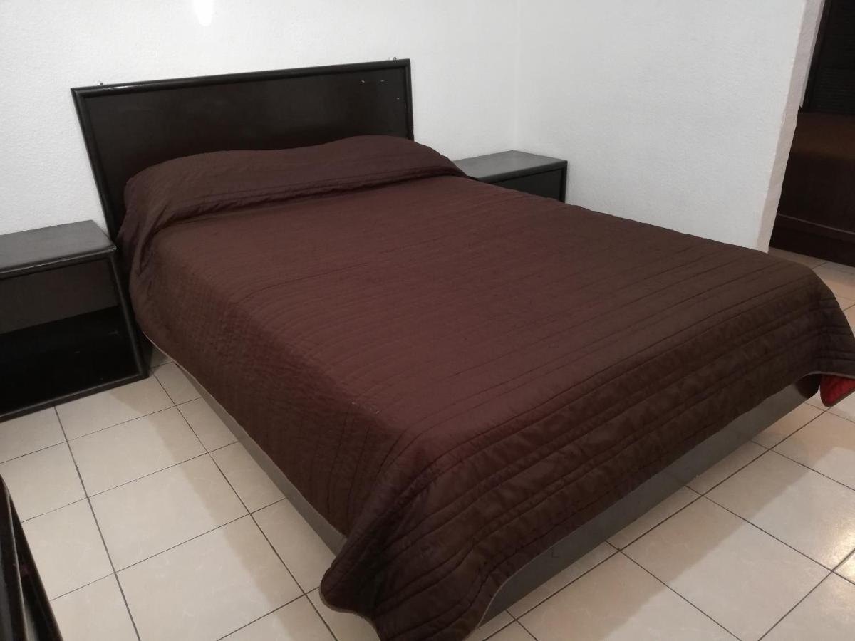 Oyo Hotel Casa Real 马特瓦拉 外观 照片